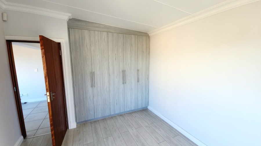 4 Bedroom Property for Sale in Hartenbos Heuwels Western Cape